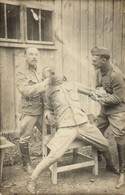 ** T2/T3 Osztrák-magyar Tábori Fogászat, Foghúzás / WWI Austro-Hungarian K.u.K. Military Field Dentist, Humor. Photo (EK - Unclassified