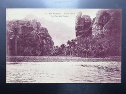 C.P.A. LES ILES MARQUISES : FATU HIVA : La Baie Des Vierges - Tahiti