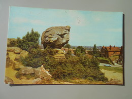 ANGLETERRE SOMERSET WELLS THE TOAD ROCK TUNBRIDGE  TROUS DE PUNAISE MILIEU HAUT - Wells