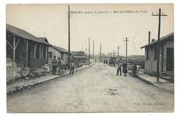 CPA - ROISEL, APRES LA GUERRE, RUE DE L' HOTEL DE VILLE - Somme 80 - Animée, écrite - Edit. Devaux - Roisel