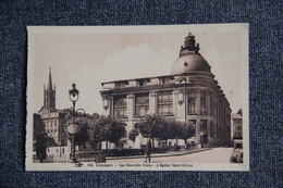 LIMOGES - La Nouvelle Poste Et L'Eglise Saint Michel - Limoges