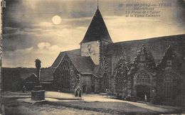 CPSM 56 ROCHEFORT EN TERRE LA PLACE DE L EGLISE ET LE VIEUX CALVAIRE - Rochefort En Terre