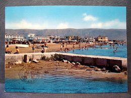 (FG.RR114) MANFREDONIA - LIDO DI SIPONTO - SPIAGGIA ANIMATA (FOGGIA) VIAGGIATA 1969 - Manfredonia