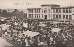 76 - LE GRAND QUEVILLY - Le Marché - Le Grand-Quevilly