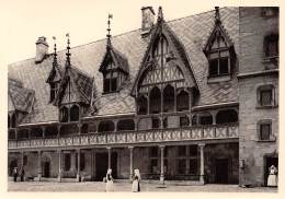 Delcampe - CPM - 21 - HOTEL-DIEU De BEAUNE - I-4 - Lucarnes De La Cour D'honneur - Beaune
