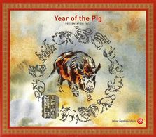 NEW ZEALAND YEAR OF THE PIG CHINESE ZODIAC SET OF 5 STAMPS MINT FDCs ISSUED 07-01-2007 CTO SG? READ DESCRIPTION!! - Presentation Packs