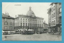 CPA  - Marché Place De L'Hôtel De Ville AURILLAC 15 - Aurillac