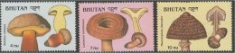 BHOUTAN CHAMPIGNONS, CHAMPIGNON, MUSHROOM, Setas YVERT N° 856/8. MNH, Neuf Sans Charniere - Mushrooms