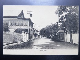 C.P.A.TAHITI : PAPEETE, Rue De Rivoli, Photographer, Animé - Tahiti