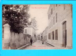 Cpa  Cartes Postales Ancienne - Vic  Bigorre Ecole De Jeunes Filles - Vic Sur Bigorre