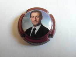 Pierre MIGNON 49i Cuvée Sarkozy   Contour  Prune . Capsule De Champagne - Mignon, Pierre