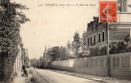 76 Yerville. Le Haut Du Bourg - Yerville