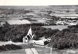 51 - DORMANS : Vue Générale ( Chapelle ? ) CPSM Dentelée Noir Et Blanc Grand Format - Marne - Dormans