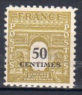 ARC DE TRIOMPHE  1944 - 50c Jaune Olive  (chiffre En Noir) - N° 704** - 1944-45 Triomfboog