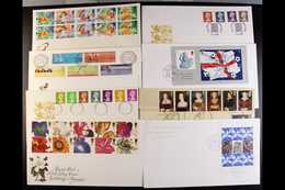 1985-2003 HIGH QUALITY ACCUMULATION  Of Illustrated FDC's, Chiefly Unaddressed, Some Duplication. With Commem Sets And M - FDC