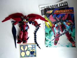 GUNDAM EPYON MOBILE SUIT BANDAI Sans Boîte Figurine Montée Avec Notice - Otros & Sin Clasificación