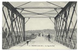 CPA - MAUVES, LA CAGE DU PONT - Loire Atlantique 44 - Animée, Cycliste - Mauves-sur-Loire