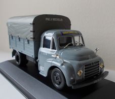 - CITROËN U23. Bâché Usine. Michelin - - LKW