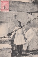 CPA - Grèce - Costume Grec - Vieillard Dans Les Ruines - Costume Greco - Un Vecchio - Grèce