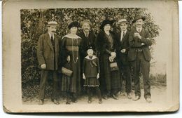 CPA - Carte Postale - Fantaisie - Photo - Portrait De Famille - Femme, Homme, Enfant  (F110) - Genealogia