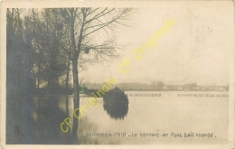 92.  COLOMBES . Le Terrain De Football Inondé En 1910 . - Colombes