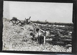 WW1 1914 1918 - FEUQUIERES EN VIMEU LE TISSAGE FILATURE ? BOMBARDEMENT RARE  PHOTO ORIGINALE DE SOLDAT - Feuquieres En Vimeu