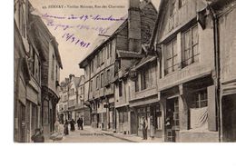 Cpa Bernay Vieilles Maisons Rue Des Charettes  Année 1915 - Bernay