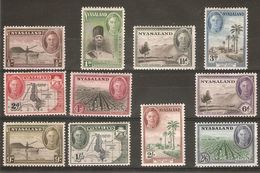 NYASALAND 1945 SET TO 2/6 SG 144/154 UNMOUNTED MINT/MOUNTED MINT Cat £37+ - Nyasaland (1907-1953)