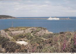 Postcard The Old Fort Fishguard Pembrokeshire [ Showing A Sealink Ferry ] My Ref  B22386 - Pembrokeshire