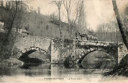 CPA PIERRE BUFFIERE Ou PIERREBUFFIERE. Le Pont Vieux, Attelage. 1904. - Pierre Buffiere