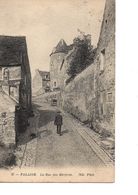 Cpa Falaise La Rue Des Herforts Avec Tampon Militaire - Falaise