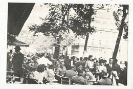 Reproduction De Photographie N° 3 , Militaria , Guerre 1939-1945 , Allemands Au Bar , 26 X 17.5, Frais Fr 1.45 E - Other & Unclassified