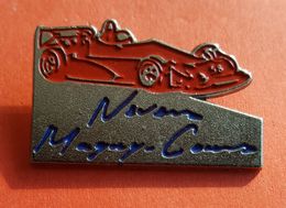 Pin's : "NEVERS-MAGNY-COURS "   F1  Joli - Automobilismo - F1