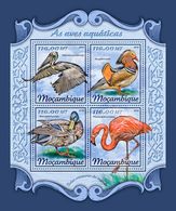 Mozambique. 2018 Water Birds. (107a) - Flamants