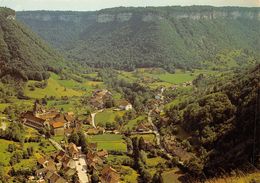 39-BAUME-LES-MESSIERUS- VUE GENERALE , L'ABBAYE , LES RECULEES - Baume-les-Messieurs