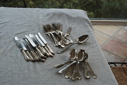 MENAGERE STYLE ROCAILLE - Silverware