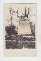 59 - ARLEUX / CARTE PHOTO ALLEMANDE - MONUMENT AUX MORTSS - Arleux
