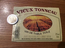 Etiquette « VIN DE TABLE TUILÉ - VIEUX TONNEAU - CASTEL FRÈRES - VERTOU (44) » Type 2 - Rosés