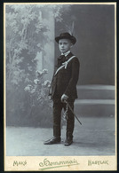91558 MAKÓ 1890. Cca. Homonnay : Ismeretlen Fiú, Szép Cabinet Fotó  /  MAKÓ Ca 1890 Homonnay : Unknown Boy, Nice Cabinet - Other & Unclassified