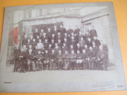 Grande Photographie Montée Sur Carton/Groupe D’écoliers Avec Professeurs/Pierre PETIT/ Paris/Vers  1890-1910    PHOTN292 - Anciennes (Av. 1900)