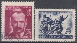 YUGOSLAVIA 672-673,used,falc Hinged - Autres & Non Classés