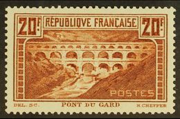 1929 - 31 20fr Brown "Pont Du Gard", Perf 13½x13, Yv 262 (Type I), Very Fine And Fresh Mint. For More Images, Please Vis - Autres & Non Classés