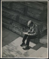 1935 Kinszki Imre (1901-1945) Budapesti Fotom?vesz ,,Allast Keres?' Cim?, Pecsettel Jelzett, Vintage Fotom?veszeti Alkot - Altri & Non Classificati