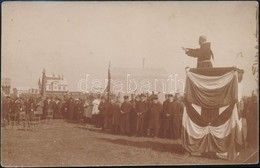 Cca 1919-1920 Zadravecz Istvan (1884-1965) Tabori Puespoek Beszel A Nemzeti Hadsereg Es Civilek El?tt, Fotolap, 9x14 Cm - Sonstige & Ohne Zuordnung