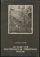 Lenart Andor: Az Egri Var Feltarasanak Toertenete 1949-ig. Studia Agriensis 2. Eger, 1982, Dobo Istvan Varmuzeum. Fekete - Zonder Classificatie