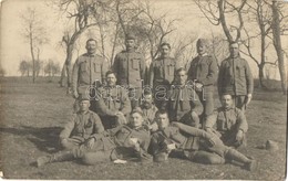 ** T2/T3 Osztrak-magyar Katonak Csoportkepe, Kettejuekoen Mesterloevesz Bojt, Loeveszbojt / WWI Austro-Hungarian Militar - Non Classés