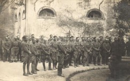 T2/T3 1918 Osztrak-magyar Katonak Tabori Mise Koezben / WWI K.u.k. Military, Soldiers At A Field Mass. Photo + K.u.k. I. - Non Classés