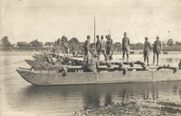 * T2 Els? Vilaghaborus Hidepit? Utaszok / WWI K.u.K. Pioneer Soldiers Building A Pontoon Bridge, Photo - Unclassified