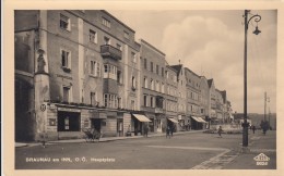 AK - OÖ - Braunau - Strassenansicht Mit Geschäfte Und Cafe Hofmann - 1937 - Braunau