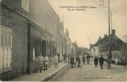 89 :Champigny Sur Yonne - Rue Des Nousseaux - Champigny